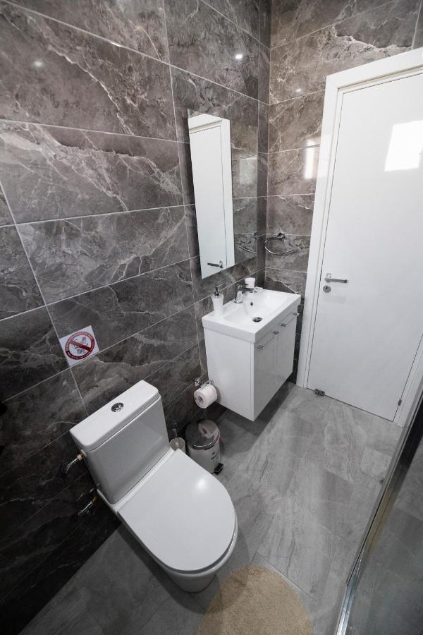 Kato Paphos 1Br Near Paphos Harbour/Beach/Sea エクステリア 写真